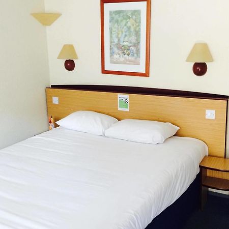 Campanile Hotel Cardiff Dış mekan fotoğraf